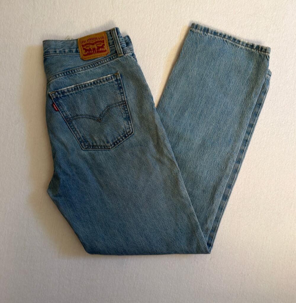 Levis Low Pro Straight Jeans Womens Size 29 Light Wash Waterless Denim
